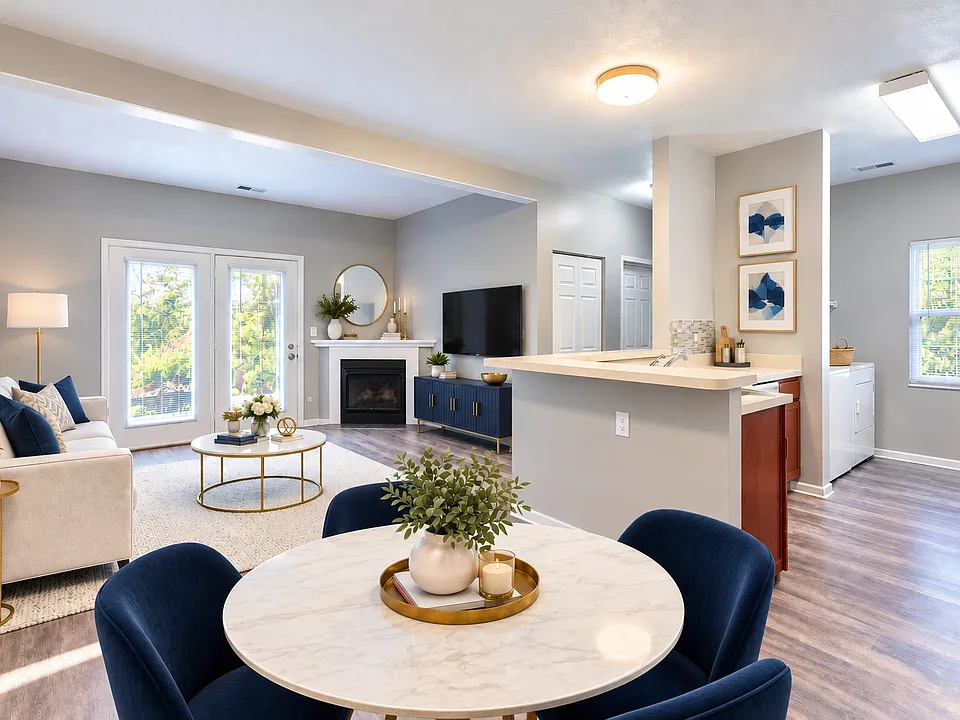 Avalon at Northbrook Apartments and Townhomes