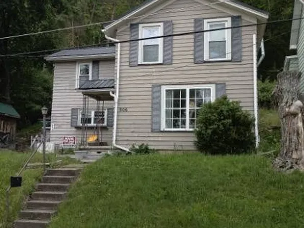 806 W 5th Ave, Warren, PA 16365