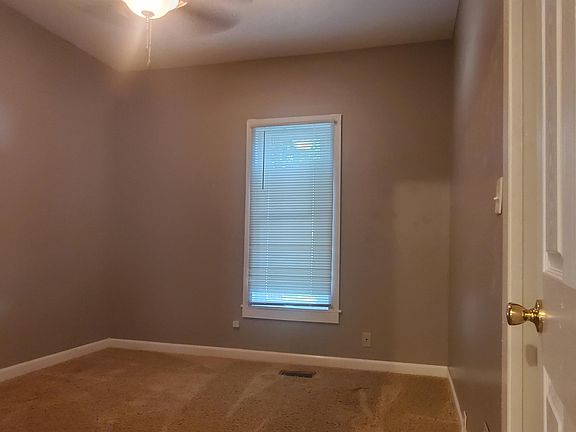 4th image of 6002 Saint Paul Ave