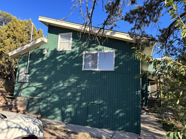 12 Pine Ridge Rd, Tijeras, NM 87059