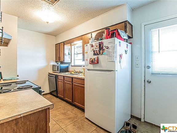 5th image of 2502 Bunker Hill Dr