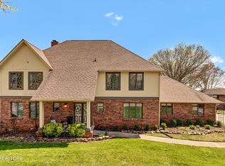 1015 Chateaugay Rd, Knoxville, TN 37923