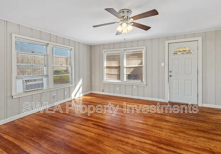 218 E Thomas St — Photo 3