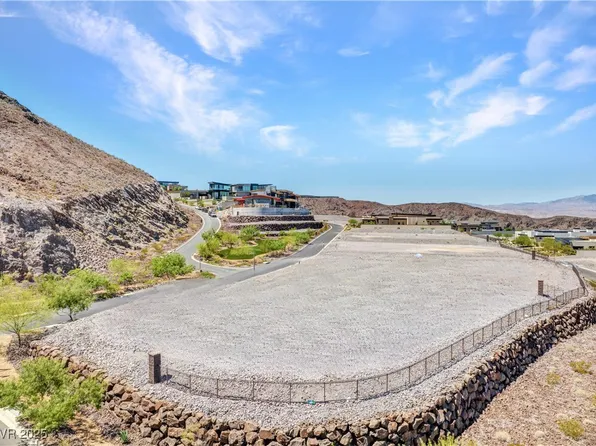 1 Stonecutter Ct, Henderson, NV 89012