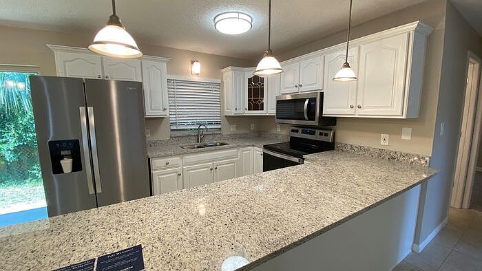 2nd image of 591 Lynchfield Ave