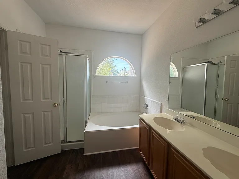 12756 Chittamwood Trl — Photo 9