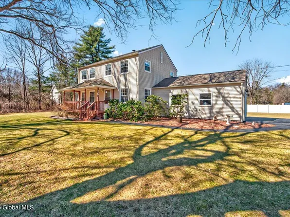 994 Main Street, Clifton Park, NY 12065