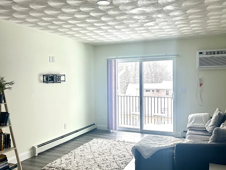663 Metacom Ave #16 — Photo 8