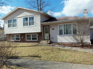 434 Wildrose Dr, Hobart, IN 46342