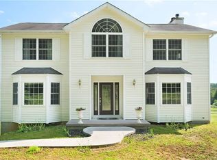 97 Coutant Rd, Circleville, NY 10919