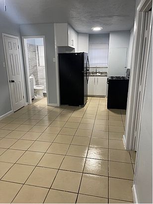 1st image of 3234 McGowen St #1