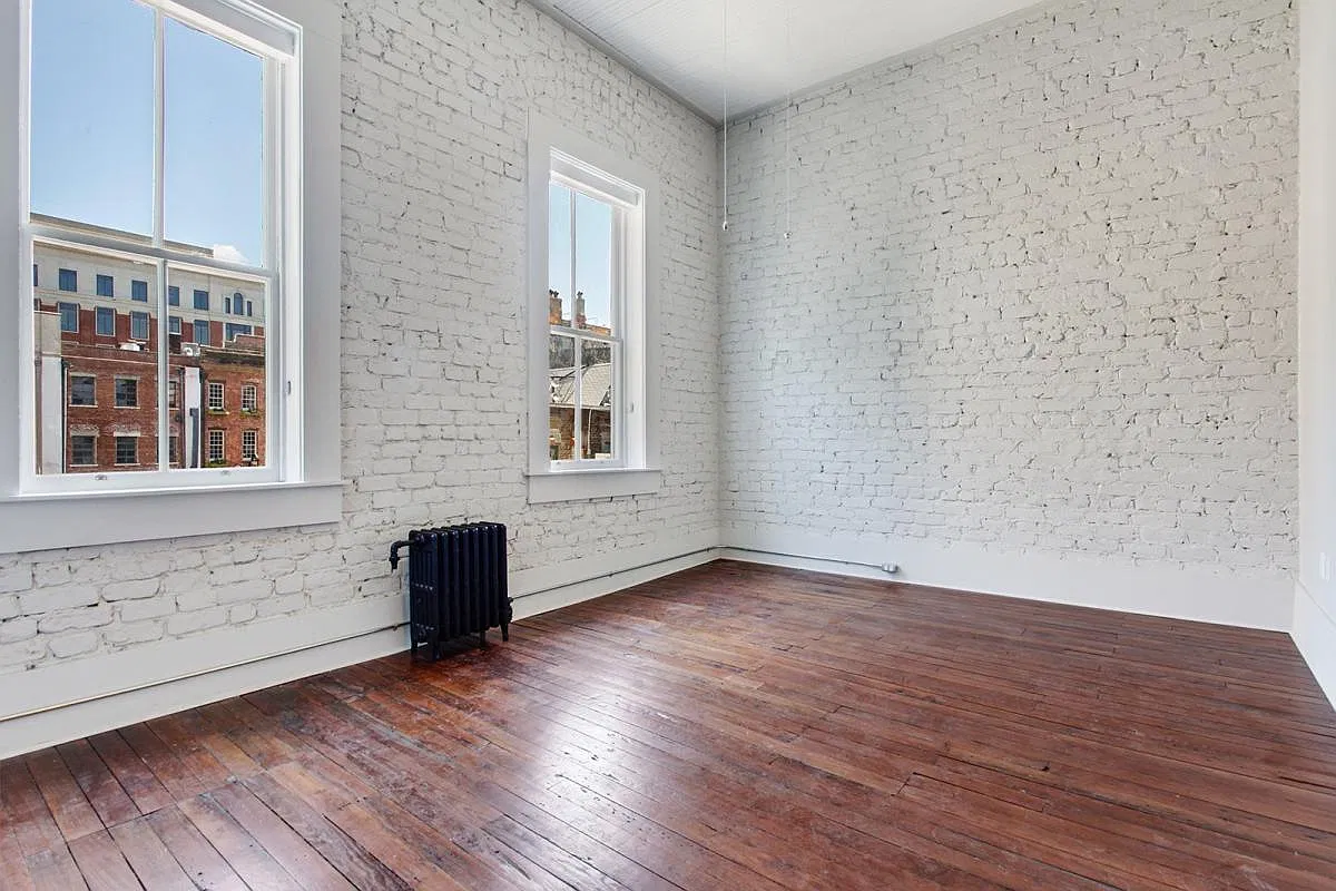 1 bed, 702 sqft, $1,900 — Photo 1