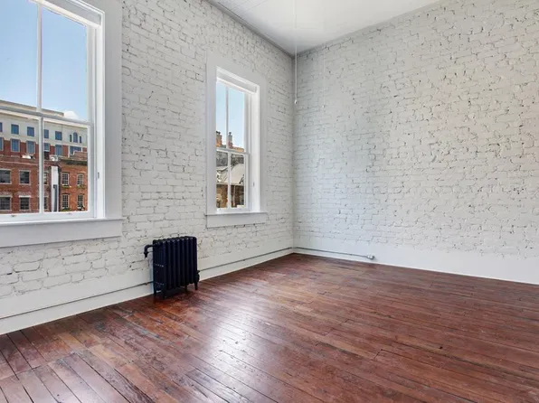 108 W Broughton St #2C, Savannah, GA 31401