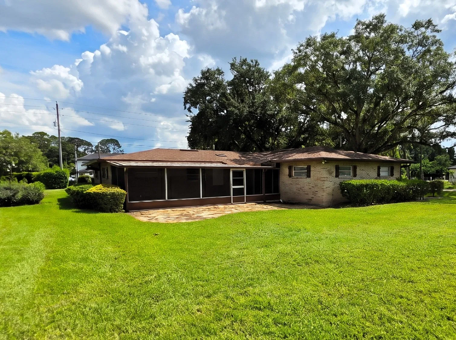3 bed, 1603 sqft, $2,495 — Photo 4