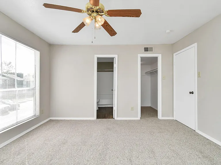 7700 W Airport Blvd #119 — Photo 15