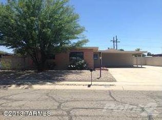 9000 E Chickamauga St, Tucson, AZ 85710