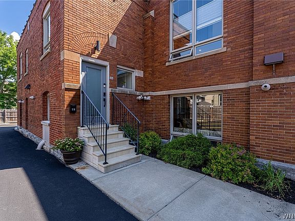 4th image of 340 Bird Ave #204