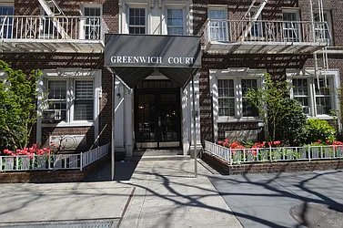 Rented by Manhattan Realty Group