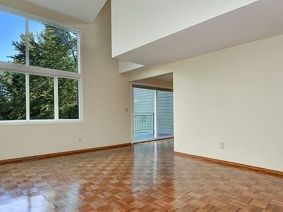 2nd image of 4246 155th Pl SE