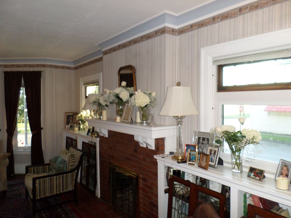 2nd image of 105 Church St