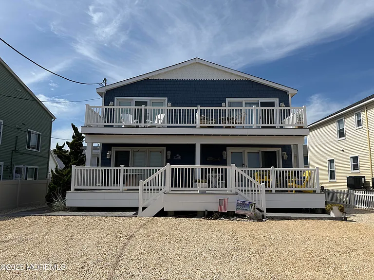 1109 N Ocean Ave #A2 — Photo 1