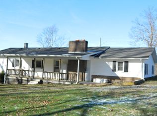 150 Dry Fork Rd, Chilhowie, VA 24319