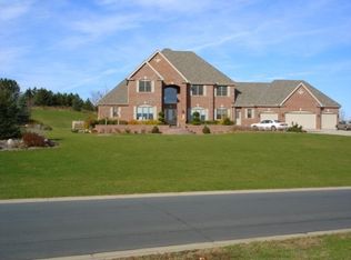 11125 Alameda Ave, Inver Grove Heights, MN 55077