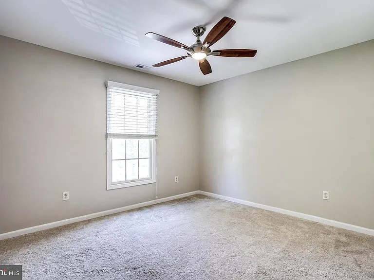 6412 Highbanks Ct — Photo 10