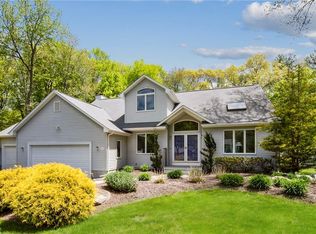 63 Tarklin Rd, Chepachet, RI 02814
