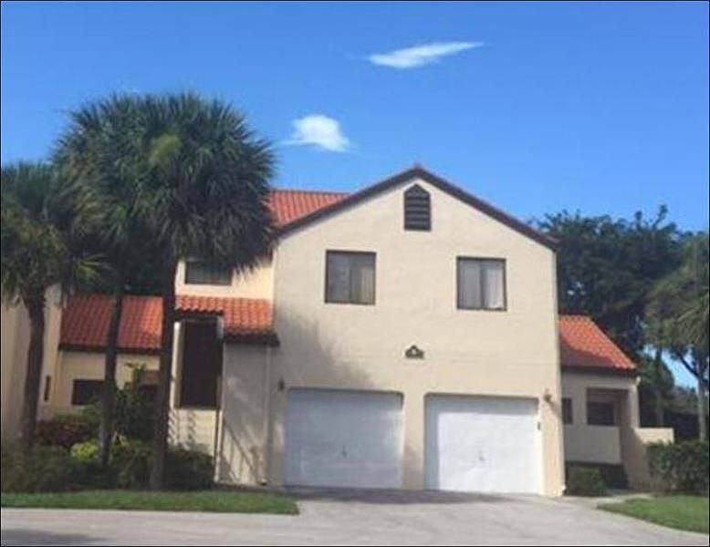 1st image of 4 Via De Casas Sur APT 205