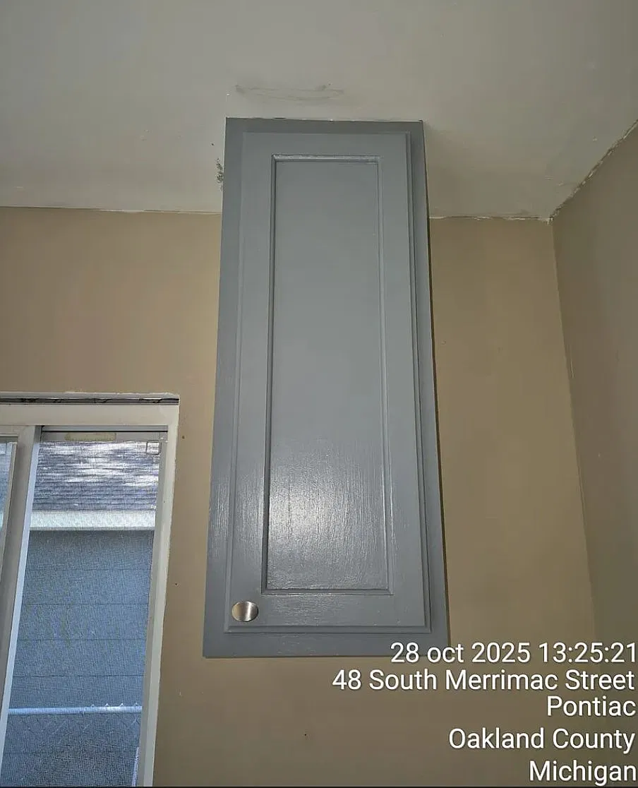 44 S Merrimac St, Pontiac MI 48340 — Photo 2