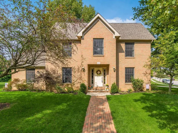 210 E Hocking St, Canal Winchester, OH 43110