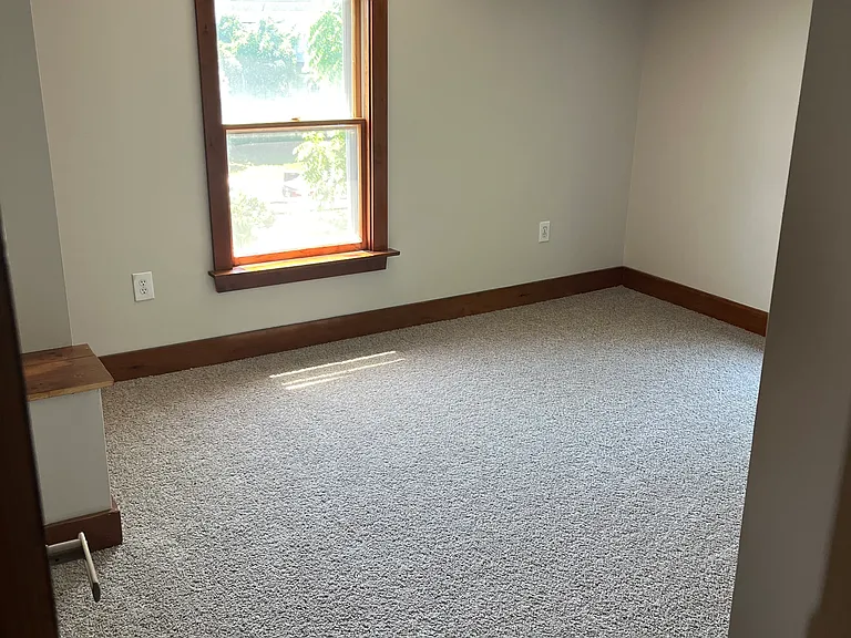 216 Broad St — Photo 17