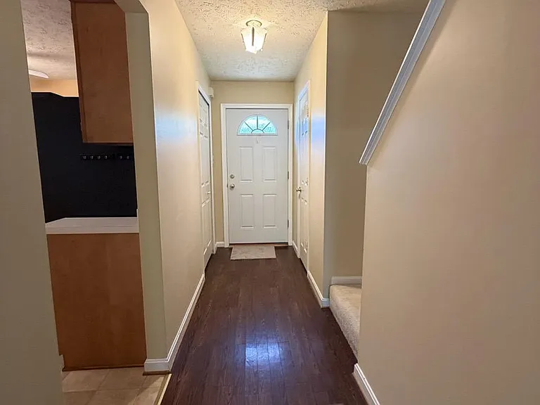 107 Peridot Pl — Photo 4