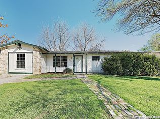 702 Crestfield St, San Antonio, TX 78227