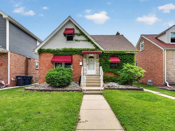 10029 S Trumbull Ave, Evergreen Park, IL 60805