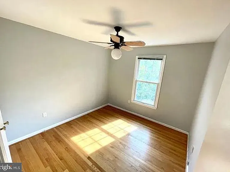 6633 McLean Ct — Photo 16