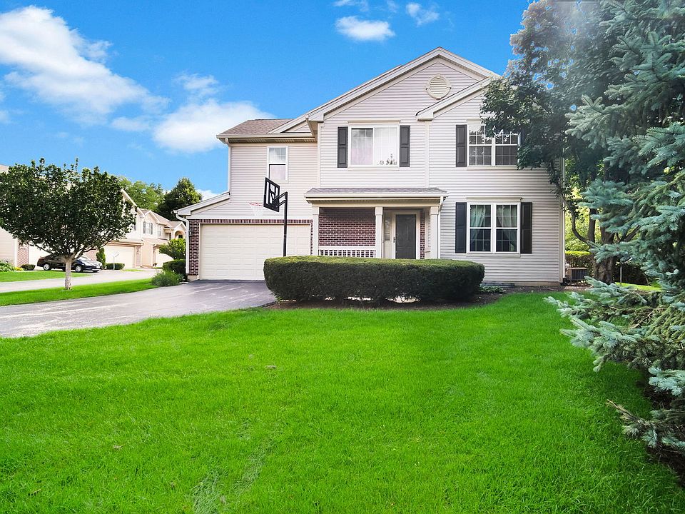 1st image of 2451 Stonegate Rd