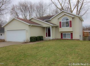 1626 Steff Ct SW, Wyoming, MI 49519