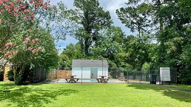 13506 Spring Ct — Photo 35