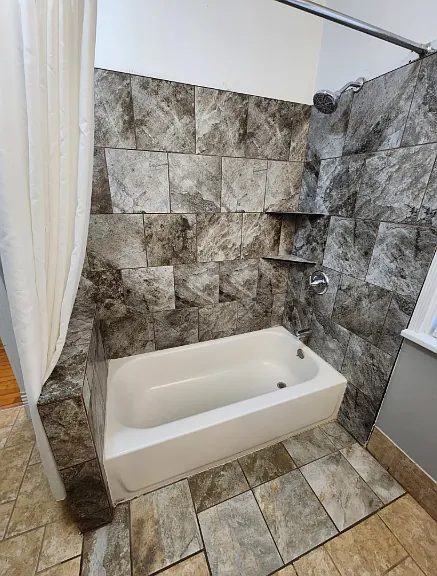 207 N 6th St #1 — Photo 12