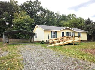 1025 Cyndijo Ln, King, NC 27021
