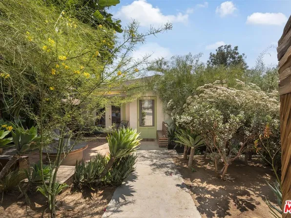 1936 N Alvarado St, Los Angeles, CA 90039