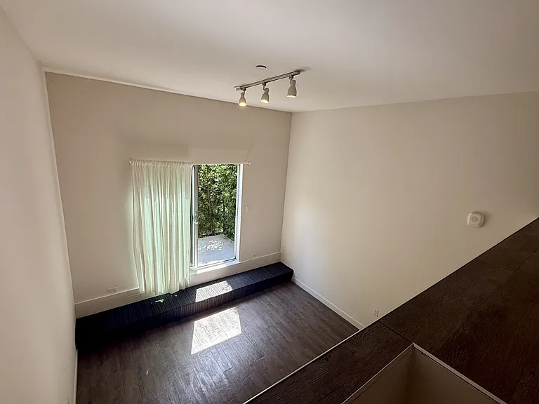 4405 W Point Loma Blvd — Photo 19
