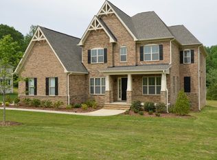 6809 Koala Dr, Oak Ridge, NC 27310