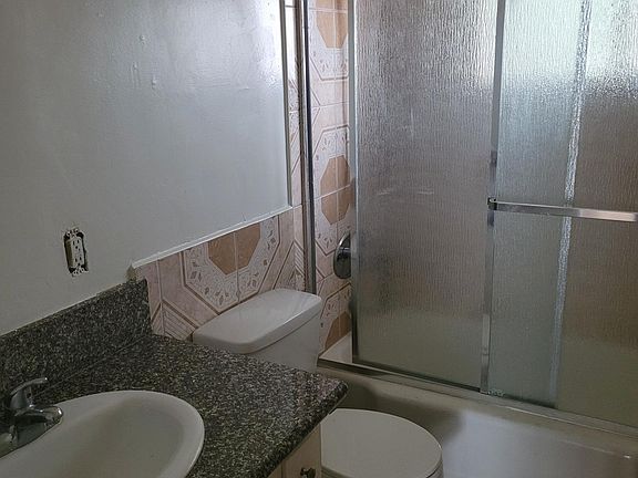 5th image of 1006 N Sierra Bonita Ave APT 7