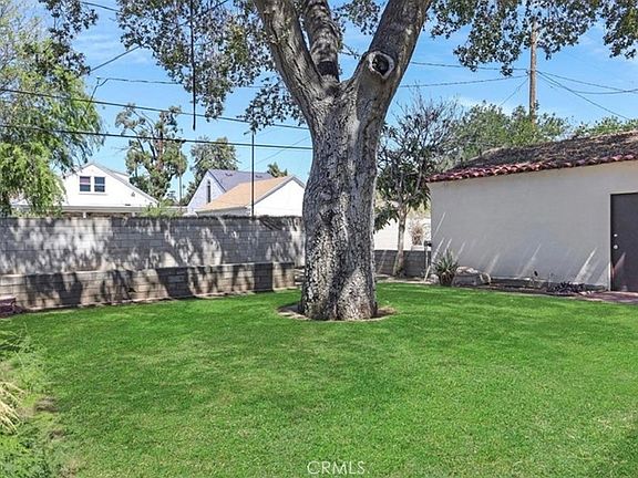 4th image of 4329 Central Ave