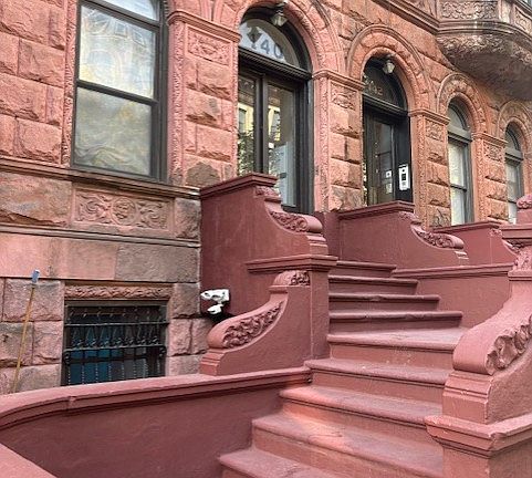 5th image of 140 W 75th St APT 7