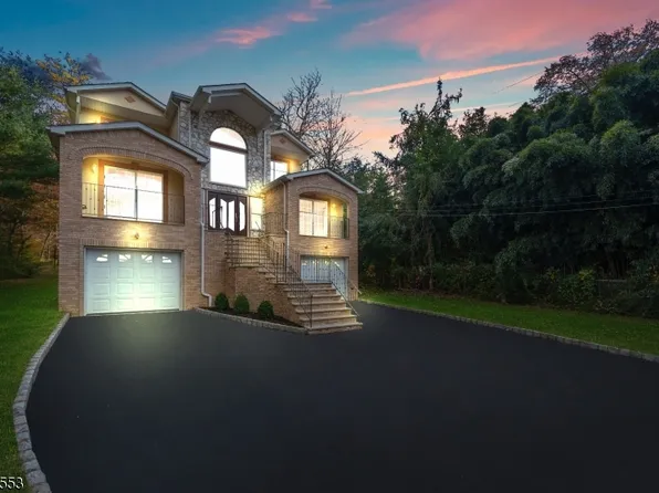 908 Valley Rd, Watchung Boro, NJ 07069