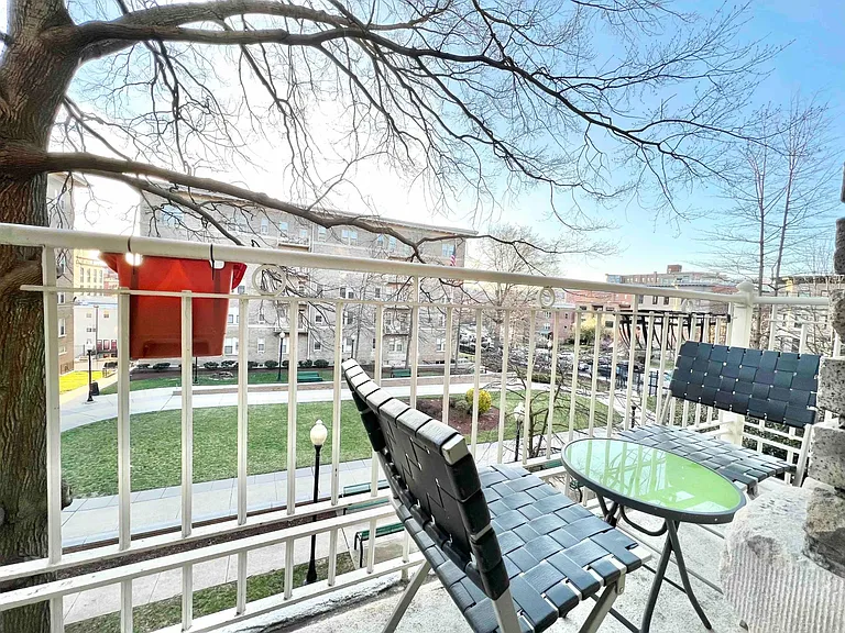 1307 Clifton St NW #22 — Photo 6